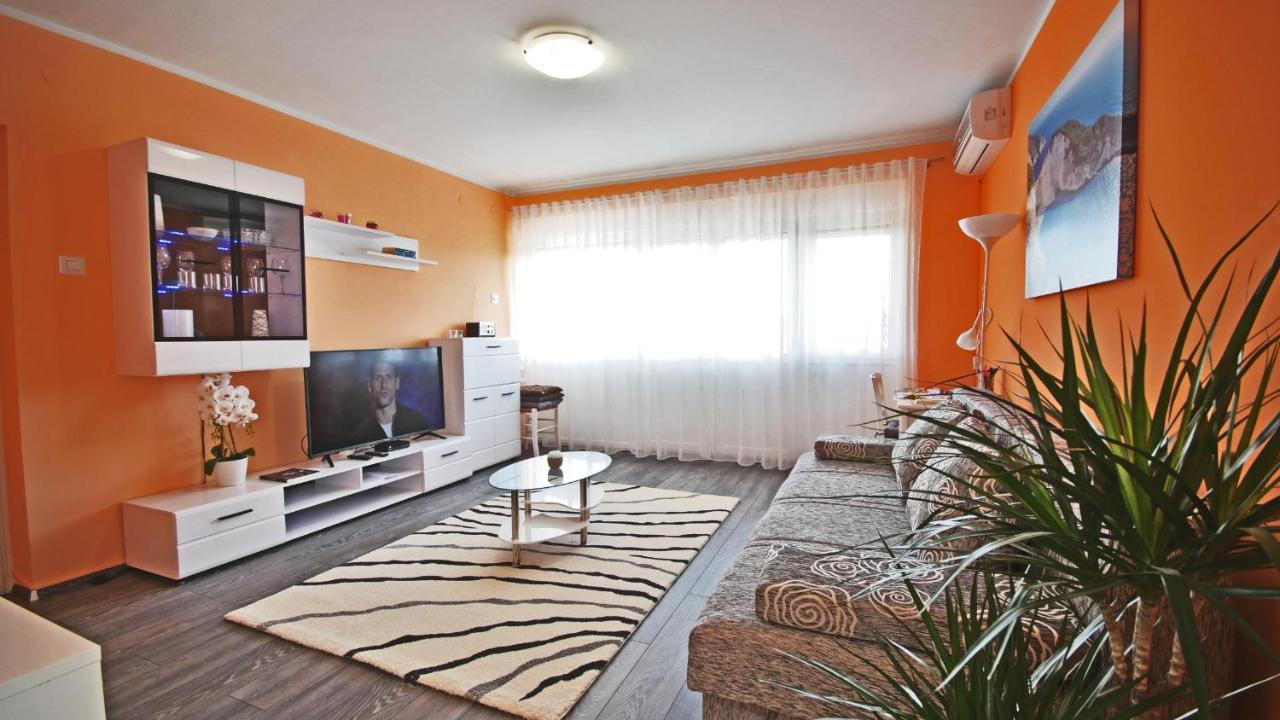 Apartment Rino****, 58M², 170M From The Beach غييكا المظهر الخارجي الصورة