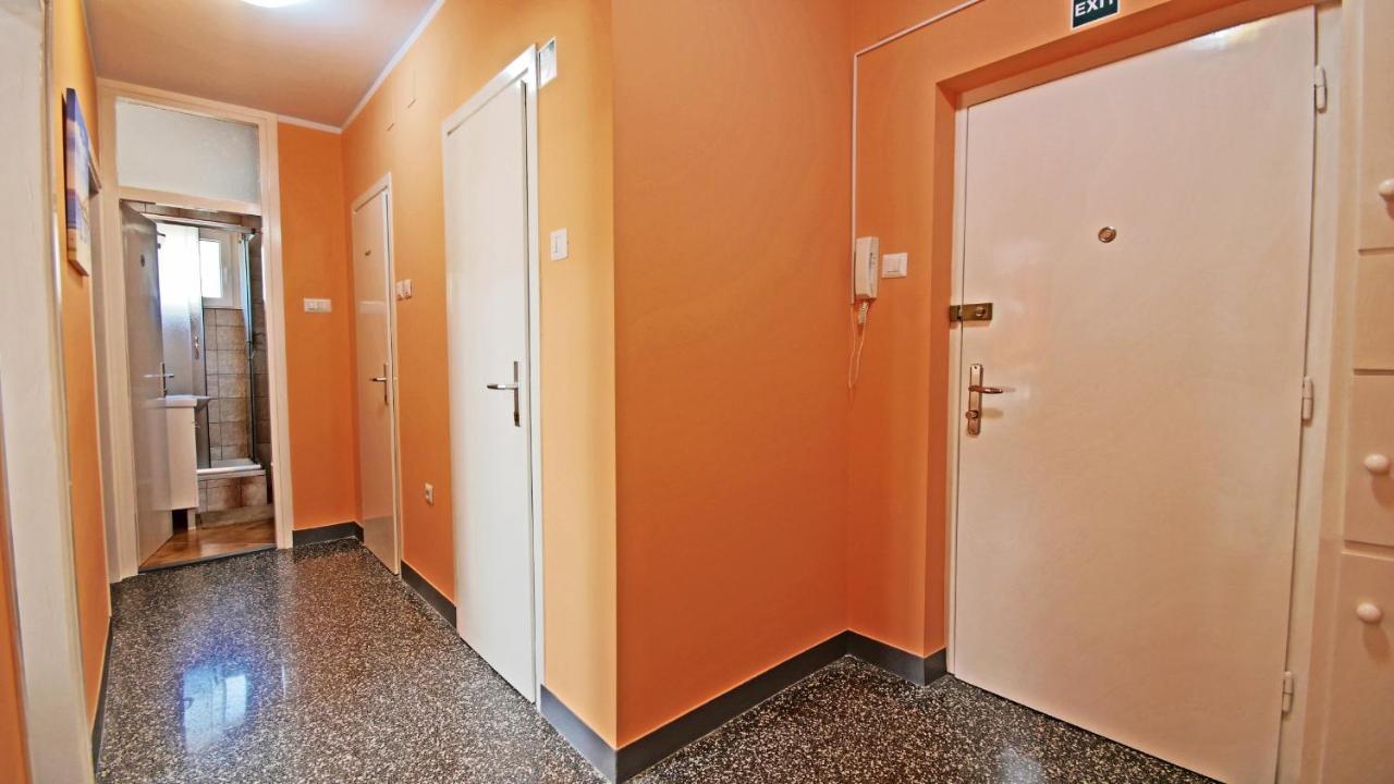 Apartment Rino****, 58M², 170M From The Beach غييكا المظهر الخارجي الصورة