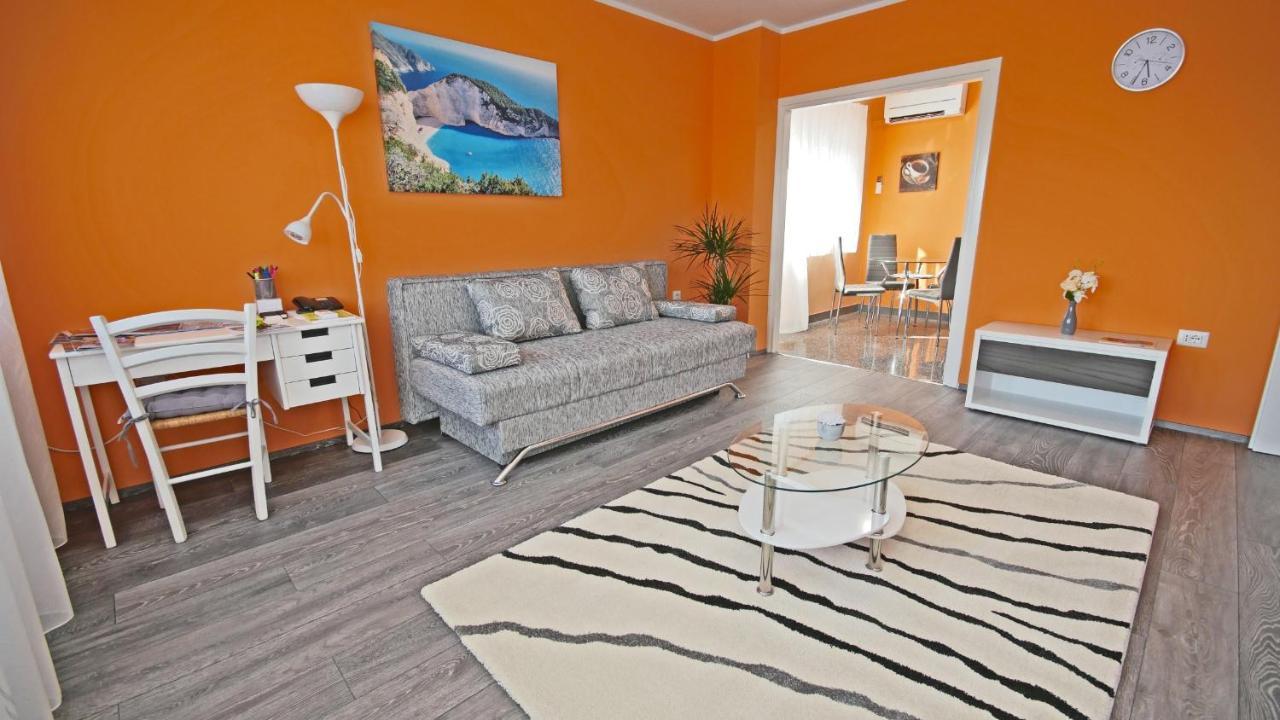 Apartment Rino****, 58M², 170M From The Beach غييكا المظهر الخارجي الصورة